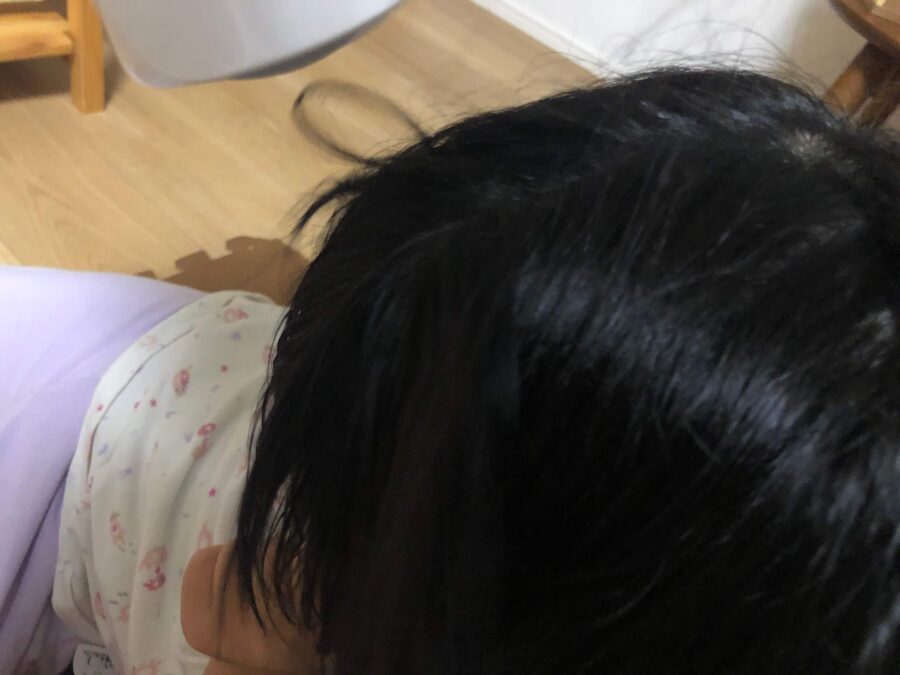 ドライヤーを嫌がる子供にナノケアのスカルプモードを試した結果